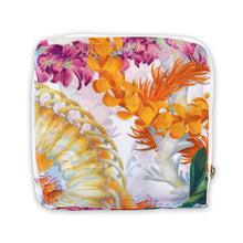 Load image into Gallery viewer, Delux Foldable Tote -- Leis of Aloha