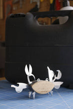 Load image into Gallery viewer, Crab Multi Tool